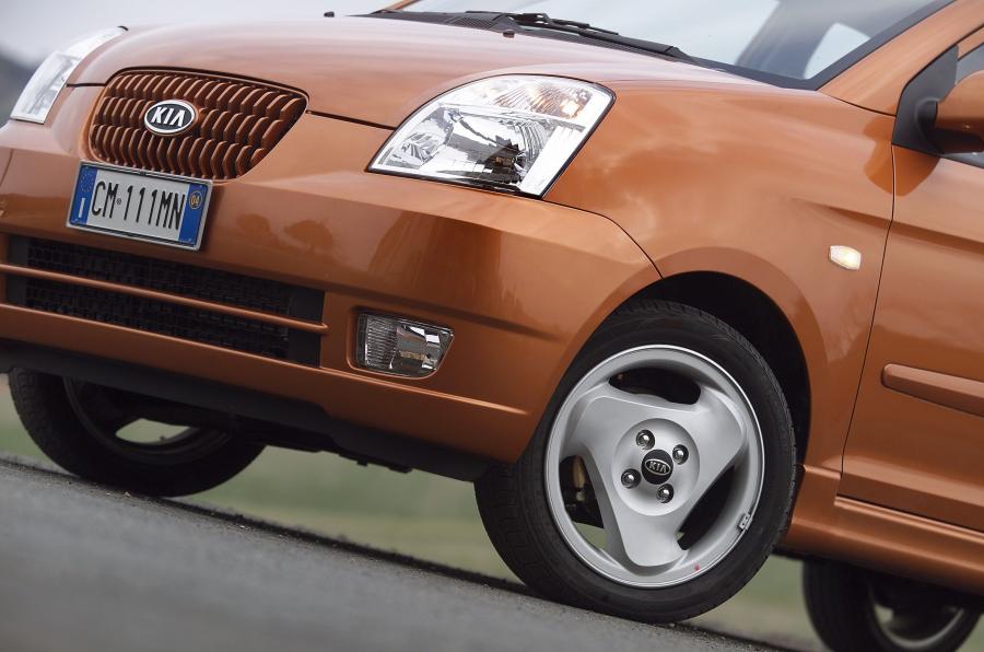  Kia Picanto 2005 года  (фото 10 из 126)